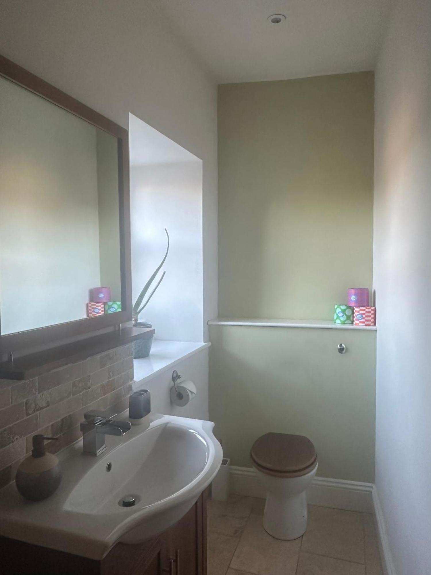 אלנוויק Stunning 3 Bedroom House With Amazing Castle View מראה חיצוני תמונה